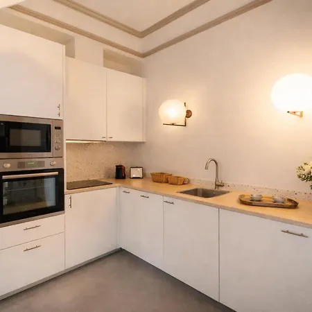 Champs Elysees Апартаменты Париж