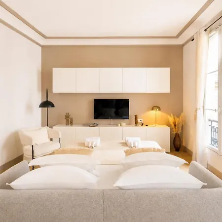 Appartement Champs Elysees *