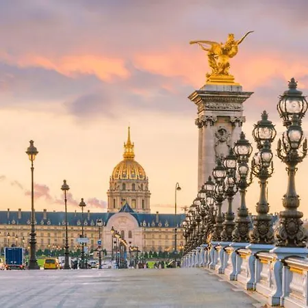 Apartment Champs Elysees Paris